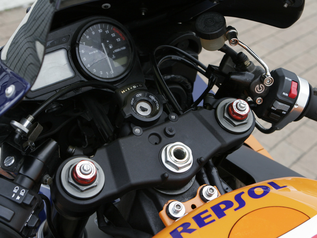 REPSOL CBR954RR