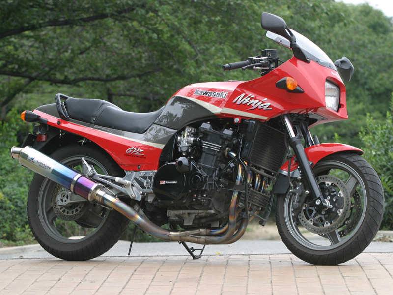 GPZ900R