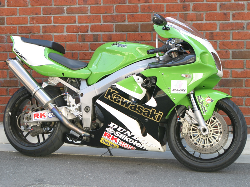 ZX-7R