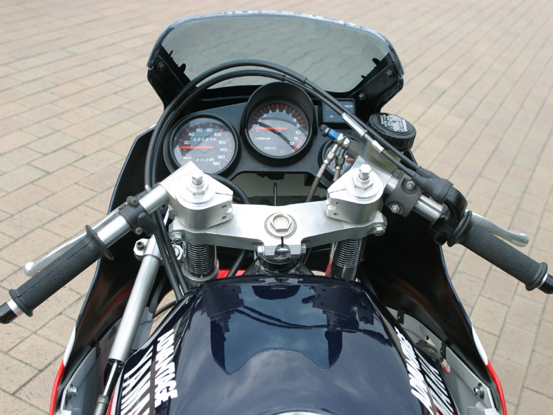 FZ750 ローソン